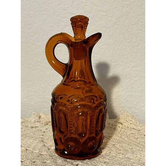 Vintage L.E. Smith Glass Moon and Stars # 6241 Cruet in Dark Amber - Picture 1 of 4